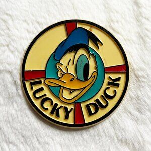 🔮 5/$25 Vintage Disney Donald Duck Lucky Duck Pin‎